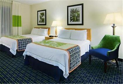 Fairfield Inn and Suites by Marriott Emporia I-95 - image 9