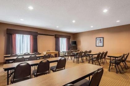 Sleep Inn Hotel Emporia - image 11