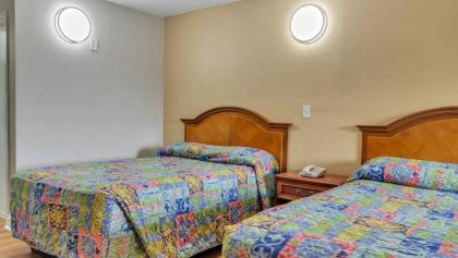Studios and Suites 4 Less Emporia - image 13