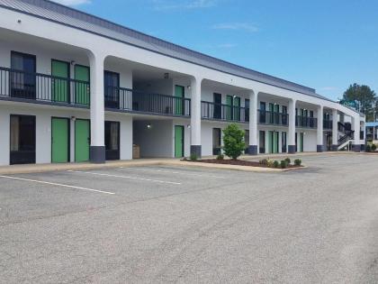 Quality Inn - image 3