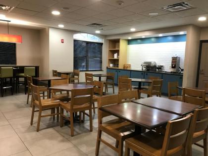 Country Inn & Suites by Radisson Emporia VA - image 12