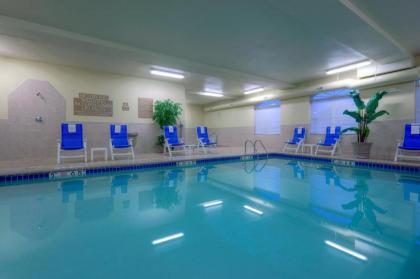 Country Inn & Suites by Radisson Emporia VA - image 4