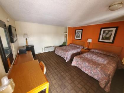 Relax Inn - image 5