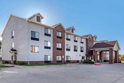 Comfort Inn  Suites Emporia Kansas
