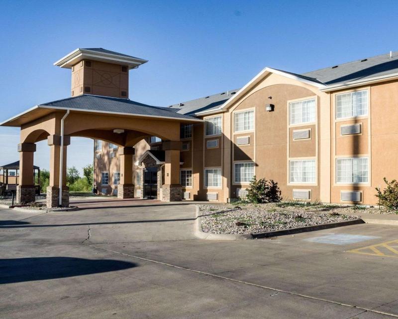 Best Western Emporia Inn - main image