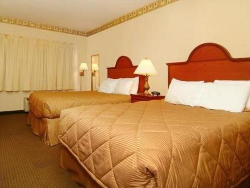 Best Western Emporia Inn - image 2