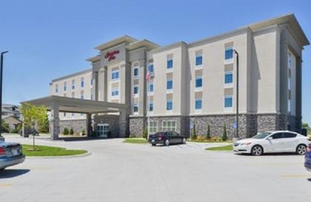 Hampton Inn Emporia KS - image 3