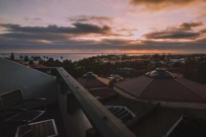 Best Western Encinitas Inn & Suites at Moonlight Beach - image 12