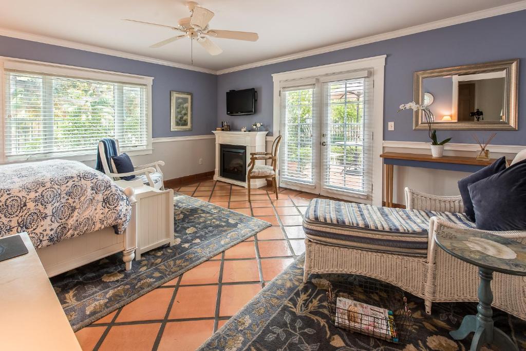 Kate Stanton Inn - image 3