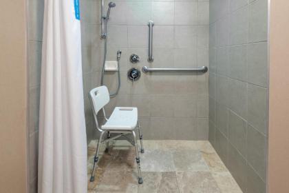 Hampton Inn Springfield South Enfield - image 21