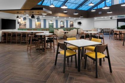 Fairfield Inn & Suites Springfield Enfield - image 3