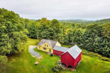 Historic Hanover Area Home 16 miles to Dartmouth