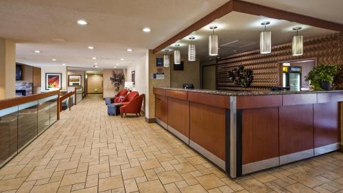 Best Western Plus Denver Tech Center Hotel - image 3