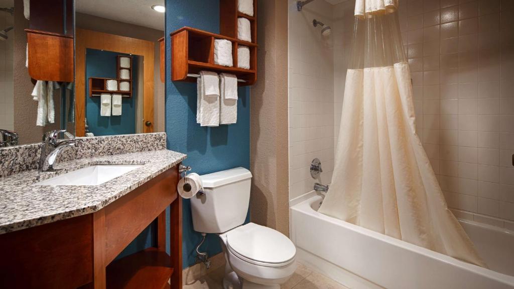 Best Western Plus Dayton Northwest - image 5