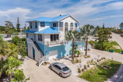 Sunset Views + Steps From The Beach Duplex