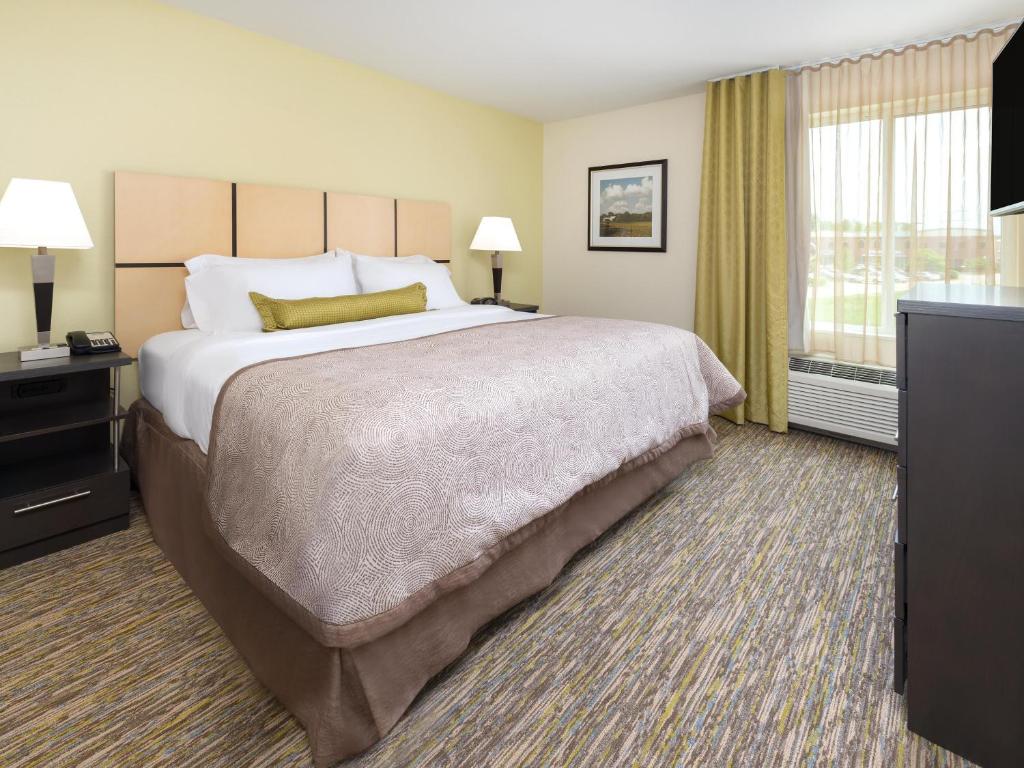 Candlewood Suites Enid an IHG Hotel - image 5