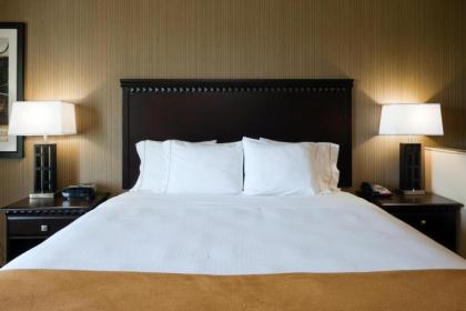 Holiday Inn Express Hotel & Suites Ennis an IHG Hotel - image 19