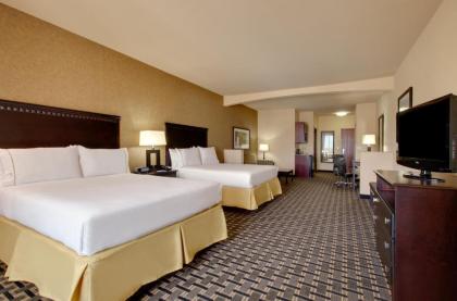 Holiday Inn Express Hotel & Suites Ennis an IHG Hotel - image 2