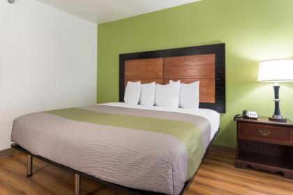 Motel 6-Ennis TX - image 6