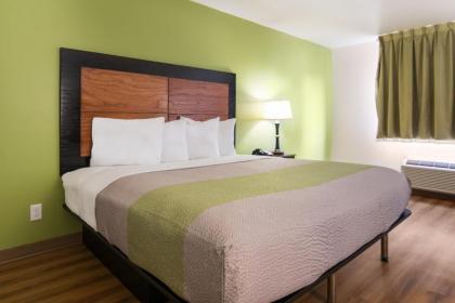 Motel 6-Ennis TX - image 7