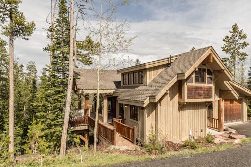 Moonlight Mountain Home-9 Indian Summer - main image