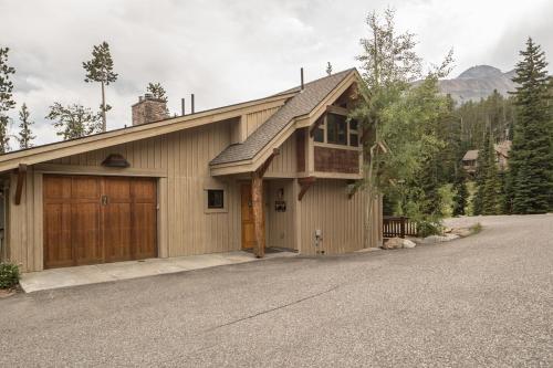 Moonlight Mountain Home | 9 Happy Trails - image 3