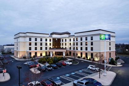 Holiday Inn Express Harrisburg West an IHG Hotel