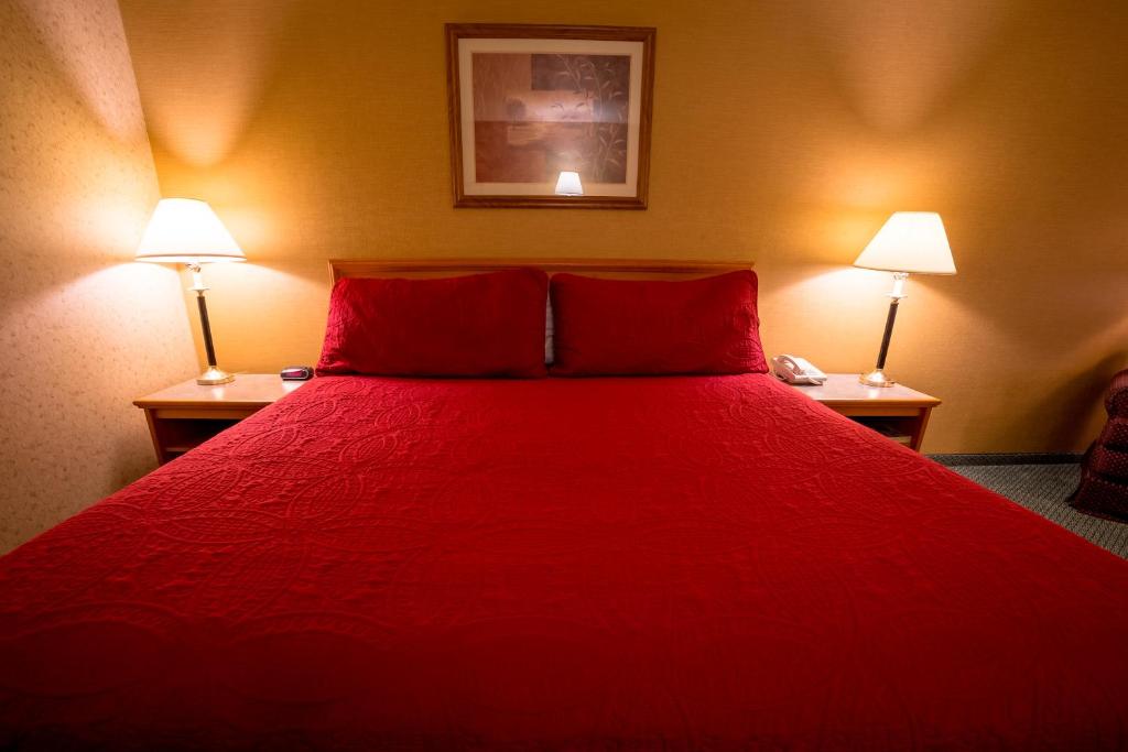 Eagle's View Inn & Suites - main image