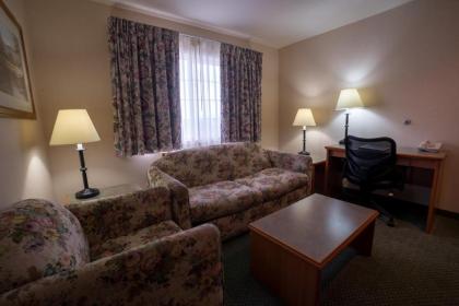 Eagle's View Inn & Suites - image 11