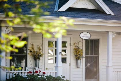 Eagle Harbor Inn - image 15