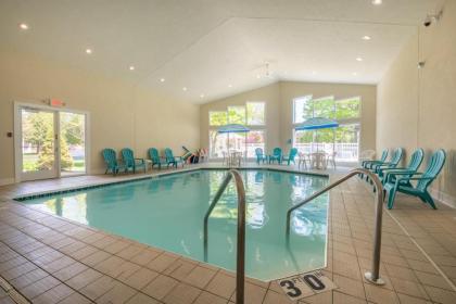 Somerset Inn & Suites - image 15
