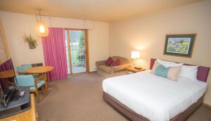 Somerset Inn & Suites - image 2