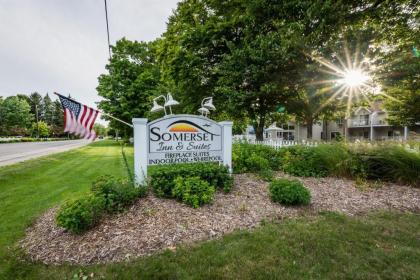 Somerset Inn & Suites - image 8