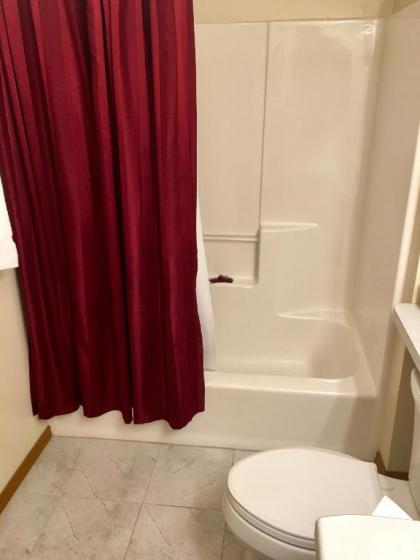 Bay Breeze Resort - image 11