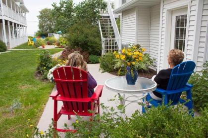 Bay Breeze Resort - image 13