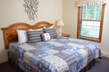 Bay Breeze Resort - image 3