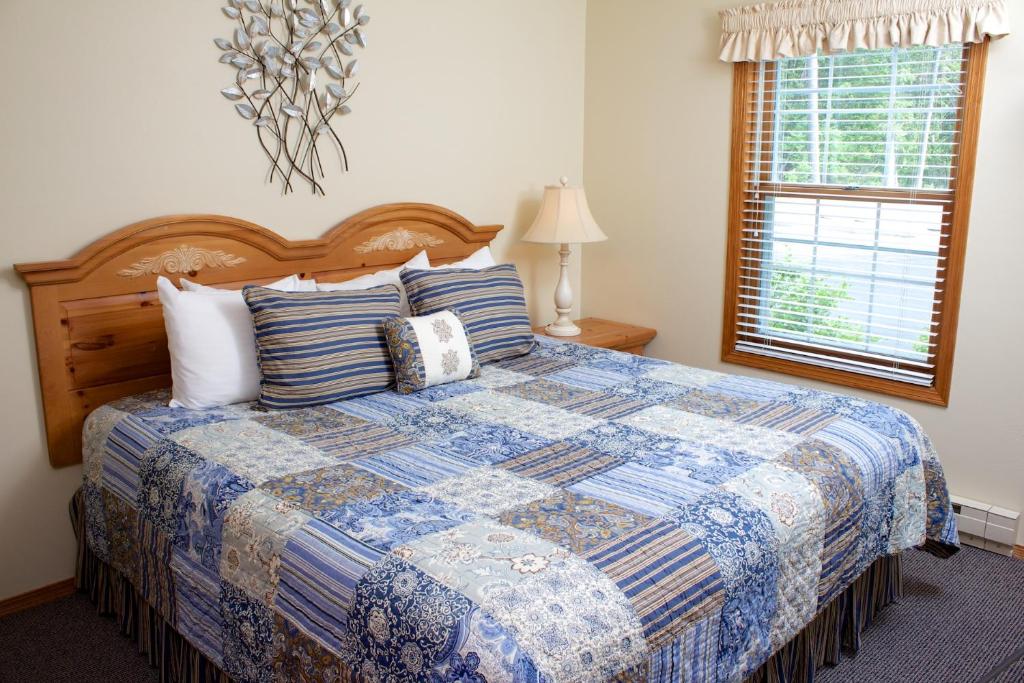 Bay Breeze Resort - image 3