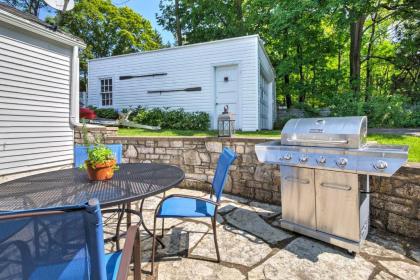 Boutique Home in Door County with Eagle Harbor Views! - image 13