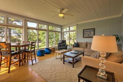 Boutique Home in Door County with Eagle Harbor Views! - image 14