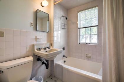 Boutique Home in Door County with Eagle Harbor Views! - image 7