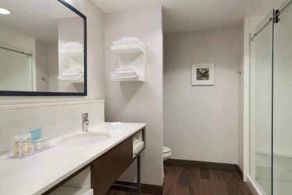 Hampton Inn & Suites Ephrata - Mountain Springs - image 9