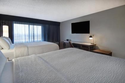 Courtyard by Marriott Cincinnati Airport - image 9