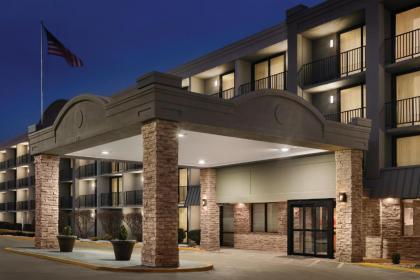 Country Inn & Suites by Radisson Erlanger KY - Cincinnati Airport - image 12
