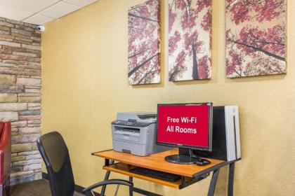 Red Roof Inn Cincinnati Airport–Florence/ Erlanger - image 8