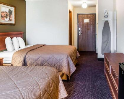 Rodeway Inn of Espanola - image 3