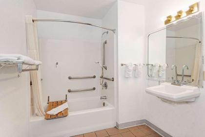 Days Inn by Wyndham Espanola - image 9