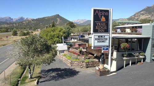 Alpine Trail Ridge Inn - image 4