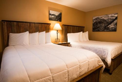 Silver Moon Inn - image 3