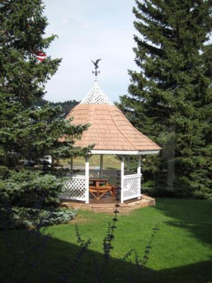 Columbine Inn - image 2