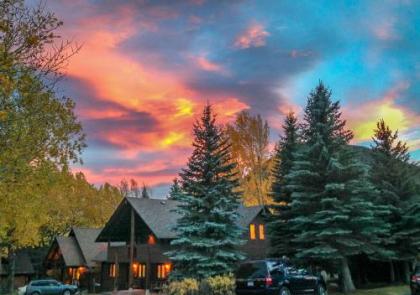 Rams Horn Village Resort - image 3